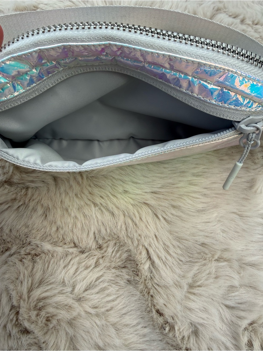 Lululemon Iridescent Holographic Belt Bag - Picture 5 of 8